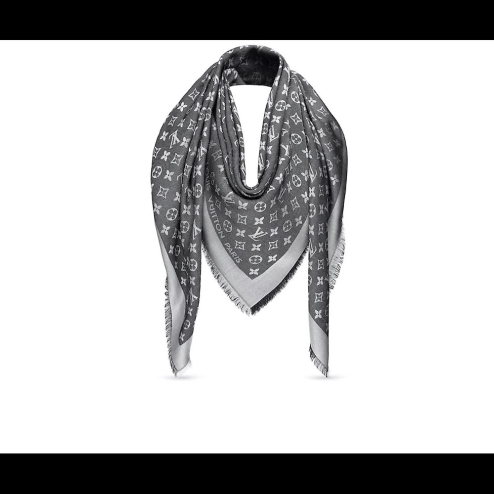 LV Monogram “denim” Shawl scarf!